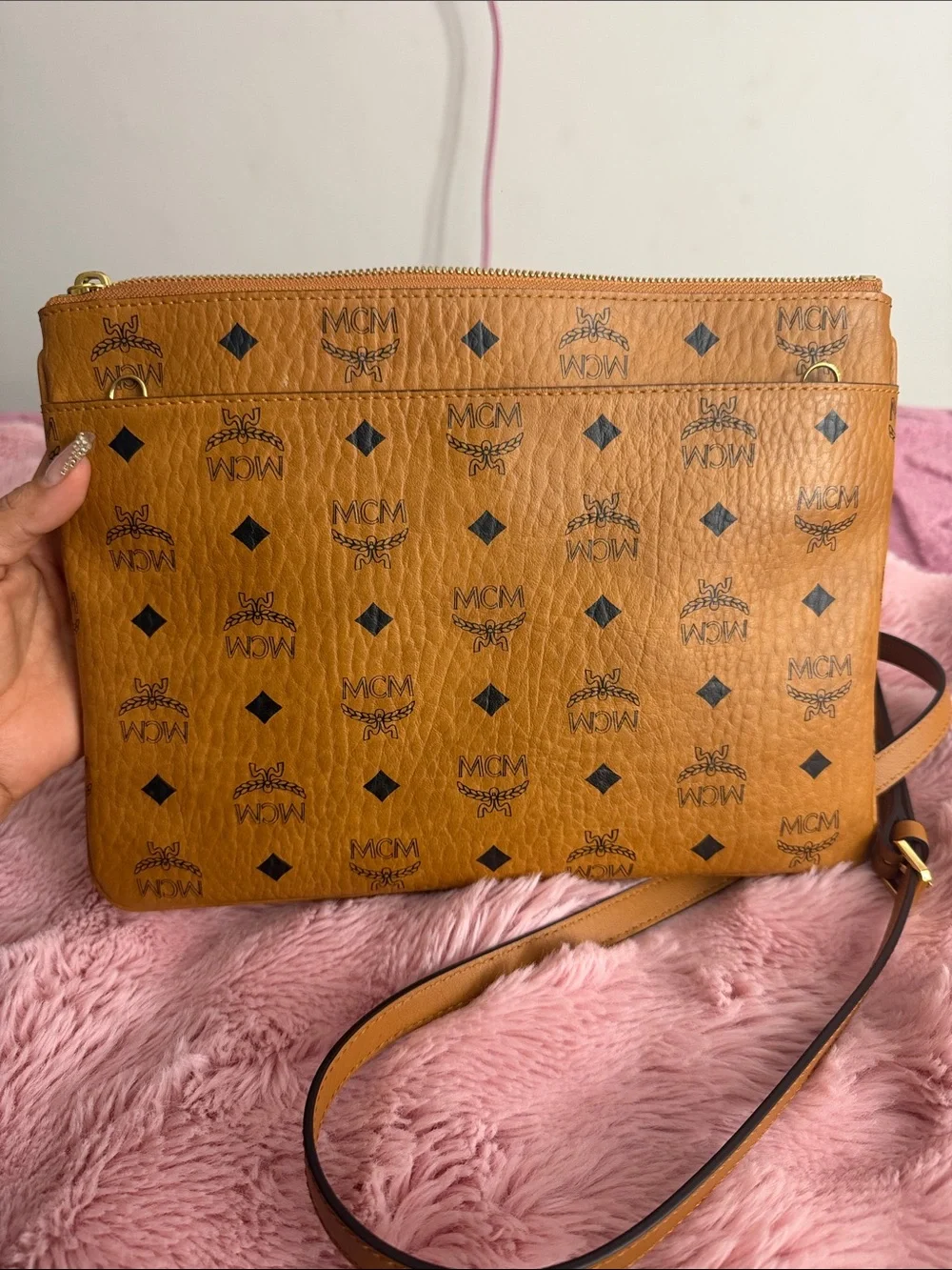 MCM Cognac Logo Pattern Zip Pouch - Picture 3 of 3